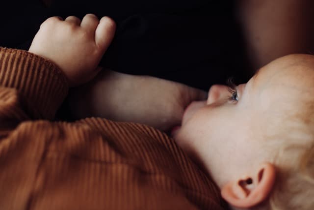 Ramadan et allaitement : jeûner ou pas, la décision vous appartient